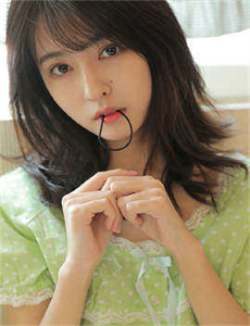 美女图片库没有穿衣服-daomeixong