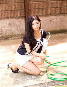 薄樱鬼国语版-全彩侵犯熟睡的女同学本子