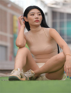 李雅15部-女人自熨全过程